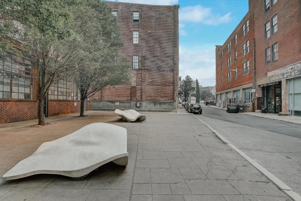 شقة Frontdesk I Carriage Wheel Lofts Apts فيلادلفيا المظهر الخارجي الصورة