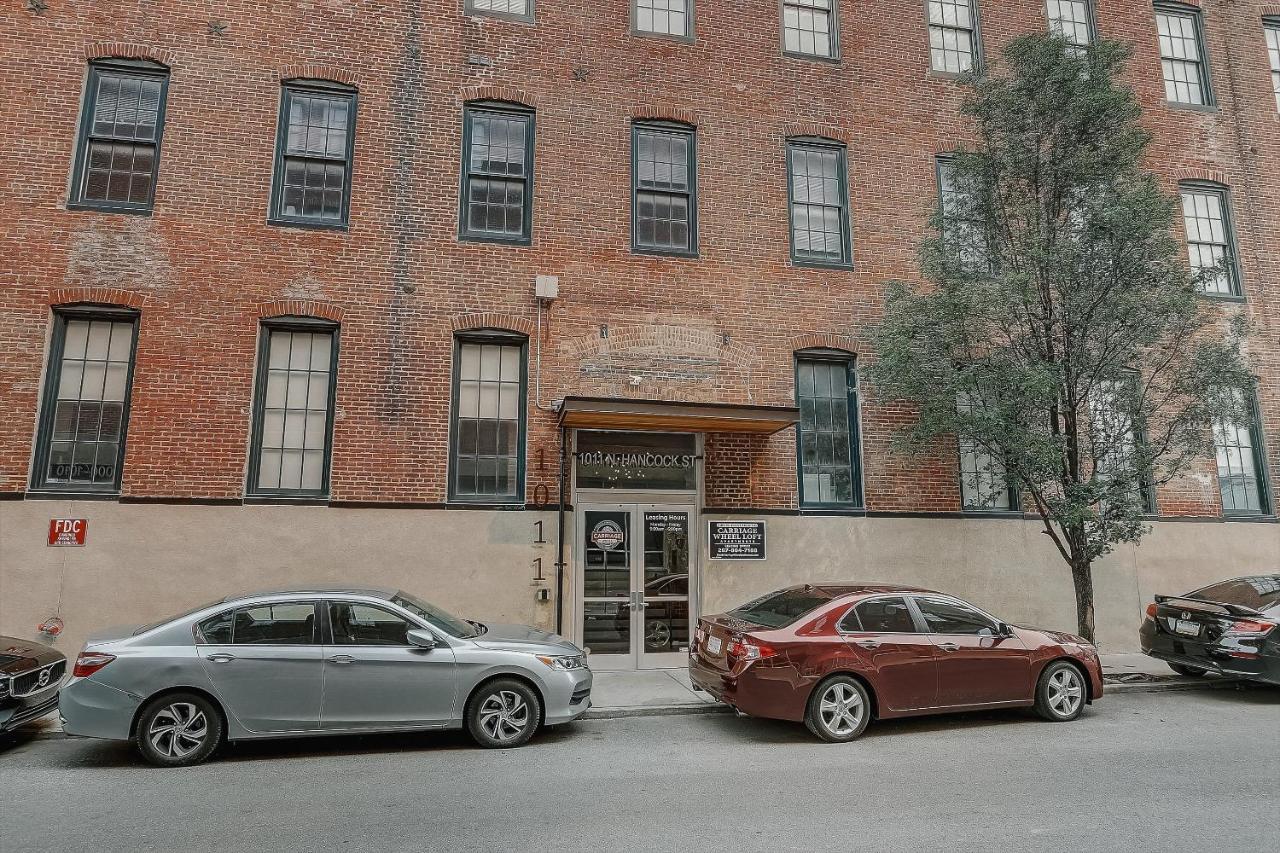 شقة Frontdesk I Carriage Wheel Lofts Apts فيلادلفيا المظهر الخارجي الصورة